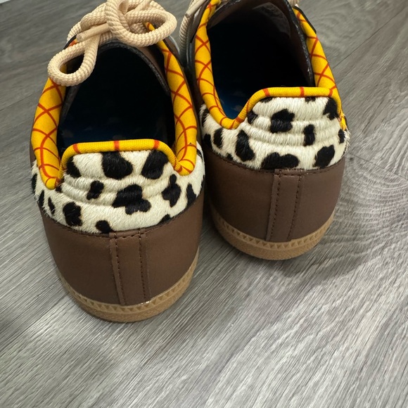 Toy Story (Woody) OG Sambas - Picture 4 of 7